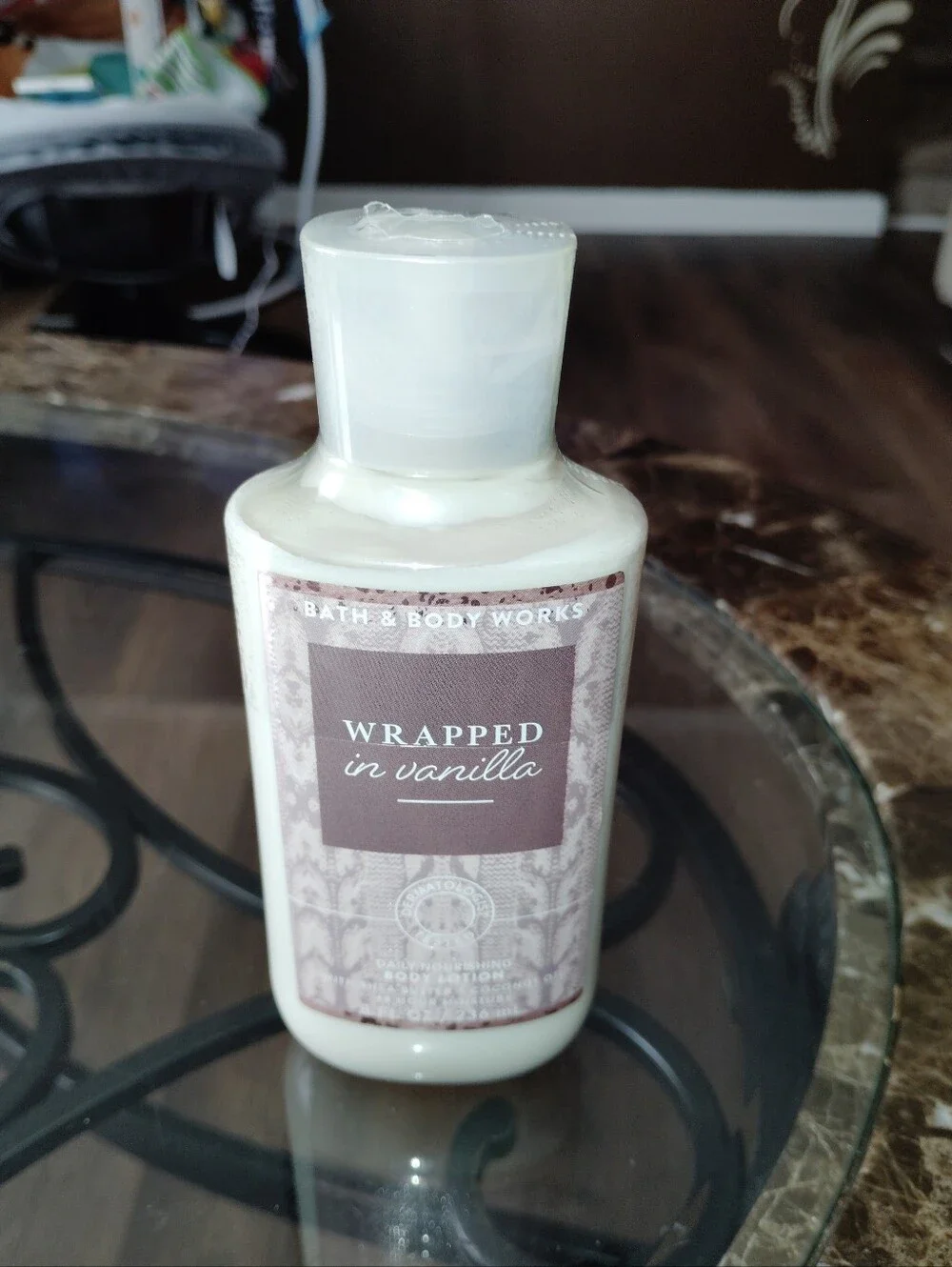 Bath & Body Works Wrapped in Vanilla Lotion - White & Brown Label Sealed